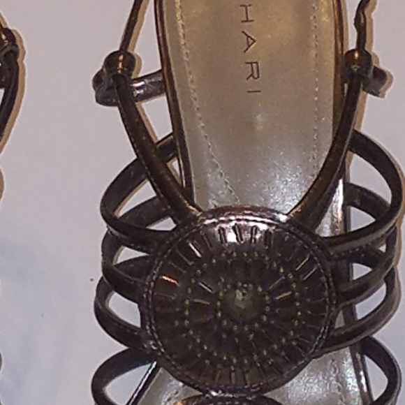 Tahari wedge 9M women's shoe, bronze - Picture 8 of 8